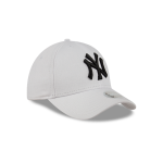GORRA NEW ERA CAP NEW YORK YANKEES MLB CLASSICS PARA MUJER 9FORTY STRAPBACK PARA MUJER en STOCK