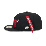 GORRA NEW ERA CAP ALPHA INDUSTRIES X NBA CHICAGO BULLS 59FIFTY CERRADA en STOCK