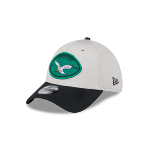 GORRA NEW ERA CAP PHILADELPHIA EAGLES NFL SIDELINE HISTORIC 2024 39THIRTY ELáSTICA en STOCK