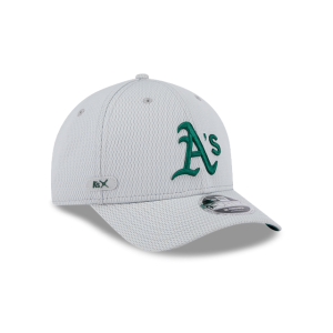 GORRA NEW ERA CAP OAKLAND ATHLETICS MLB CLUBHOUSE 2025 9FORTY M-CROWN SNAPBACK en STOCK