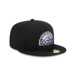 GORRA NEW ERA CAP COLORADO ROCKIES MLB CLUBHOUSE 2025 ALTERNATIVA 59FIFTY CERRADA en STOCK